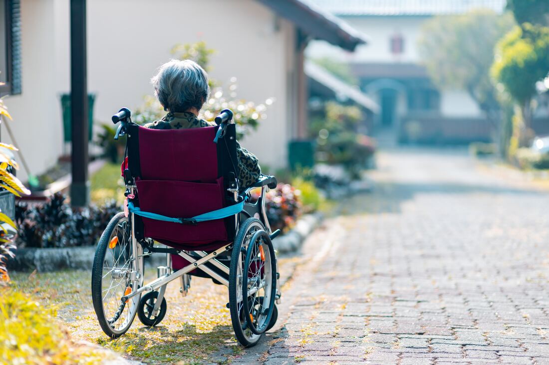 Dr. Ayati, the founder of the Geriatric Center of Los Altos, and board certified Geriatrician, will discuss elderly care